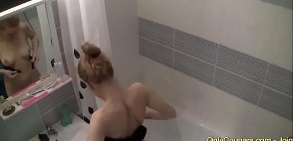  Young Amateur Spied On While Taking A Shower